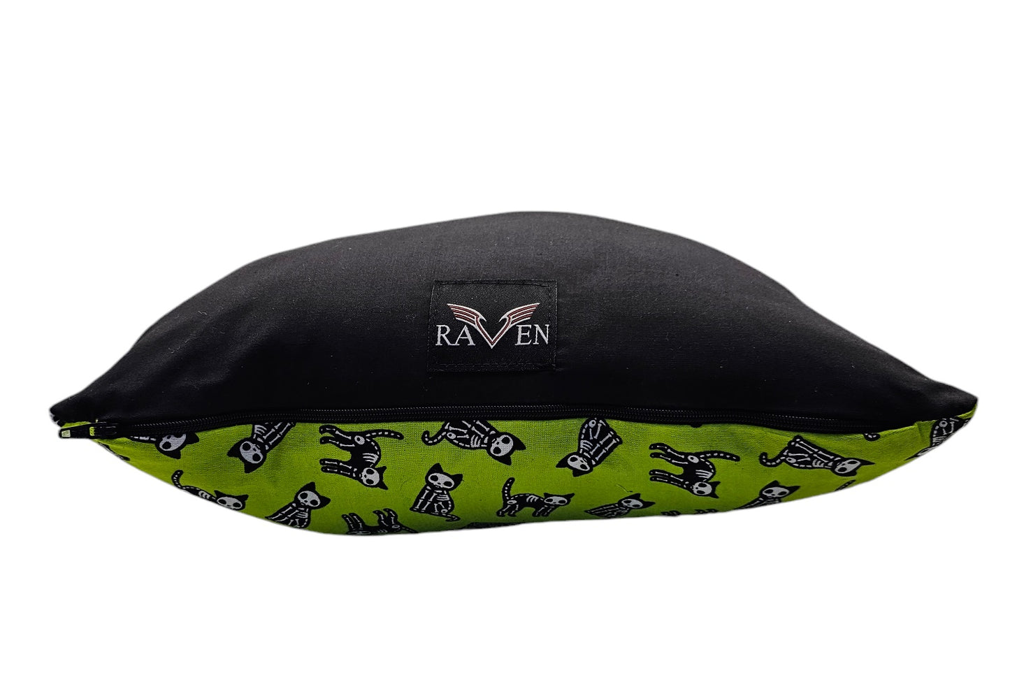 Mayhem cushion Green Cats